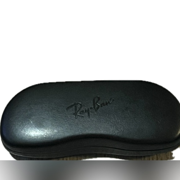 Ray-Ban Classic Black and White Eyewear Case - Picture 2 of 6